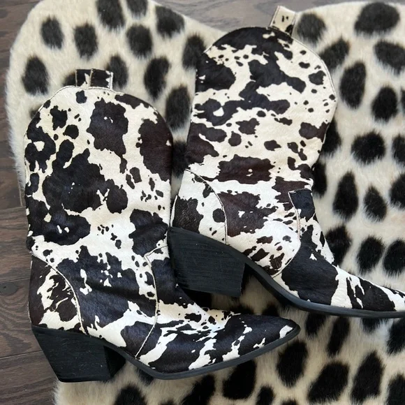 Dingo CowHide Western Boots EUC size 8.5 - Picture 4 of 4